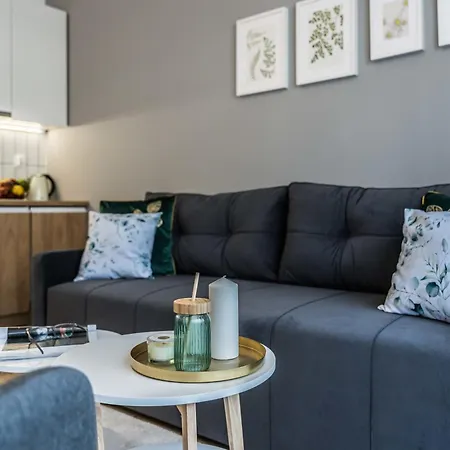 Eleganckie Z Balkonem Slonimskiego 2 By Renters * ヴロツワフ